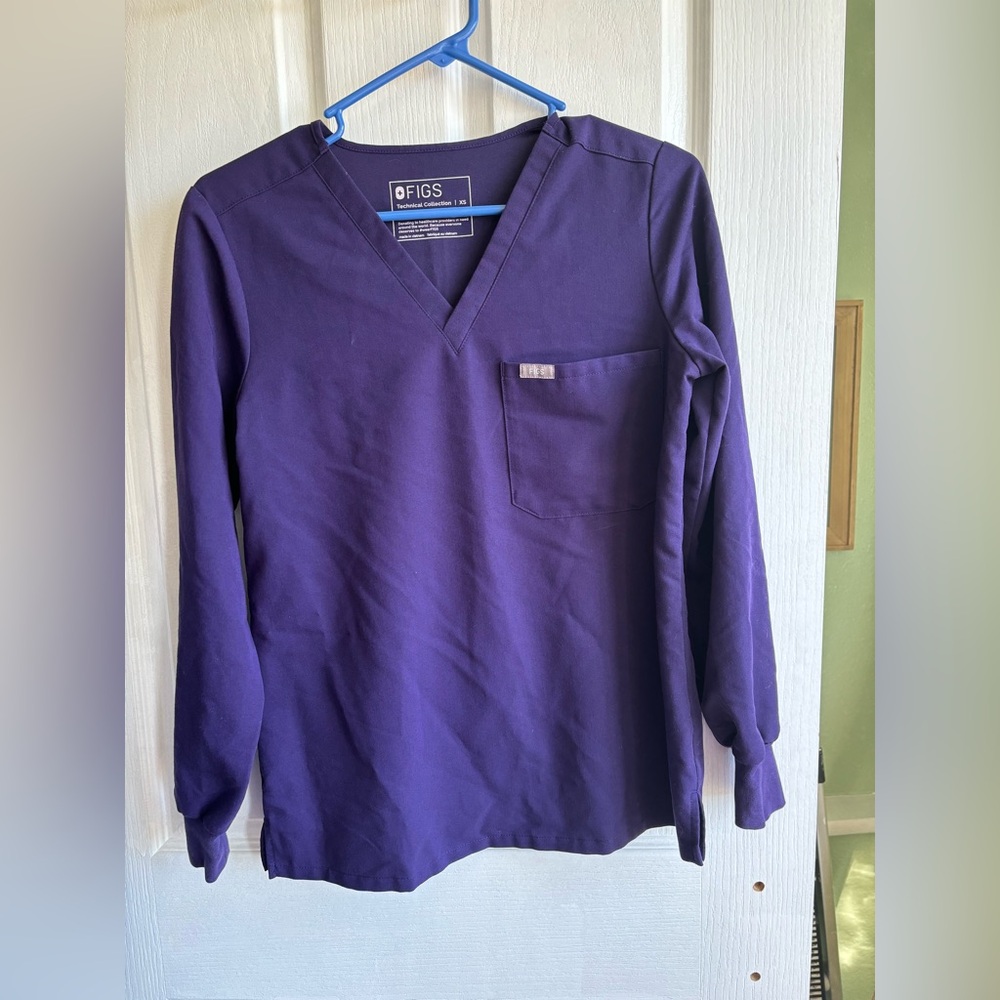 Figs size XS long sleeve Catarina top